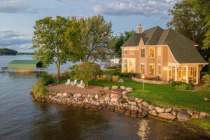 4300 Enchanted Drive Shorewood, MN 55364 (19) | Lake Minnetonka Real ...